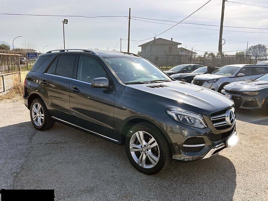 Image of Mercedes-Benz GLE 250