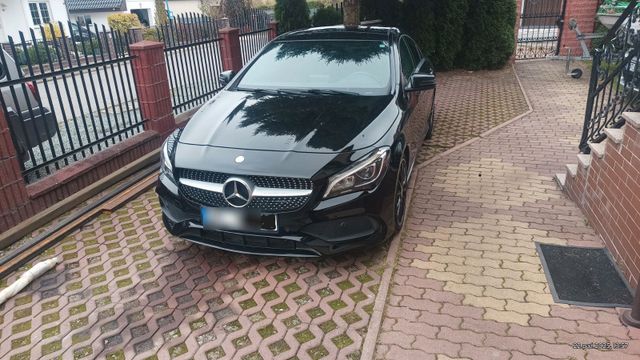 MERCEDES-BENZ Mercedes Benz CLA 250 4-Matic AMG Pakiet