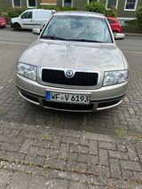 Skoda Superb 2.8 V6 Elegance Elegance - Skoda Superb aus 2003