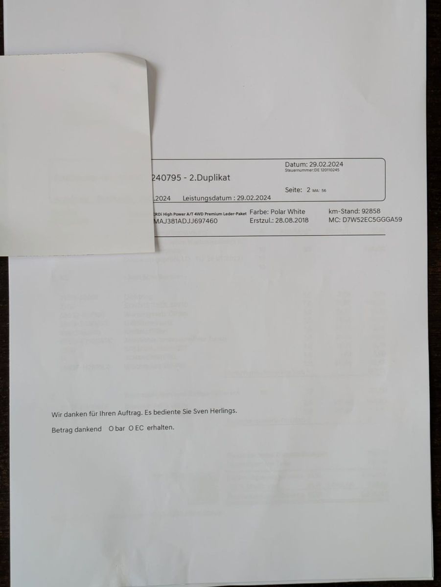 Fahrzeugabbildung Hyundai Tucson PREMIUM 4WD LEDER NAVI PANO PARKASS. LED