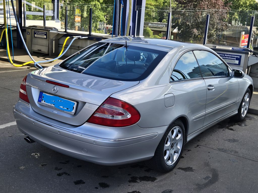 Mercedes-Benz CLK 240