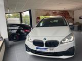 BMW 216 Gran Tourer/7 Sitze/LED/Standlüft/S-Heft - weiße BMW 216 Gran Tourer