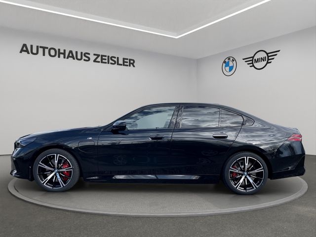 Foto Nummer 4: BMW 550e xDrive