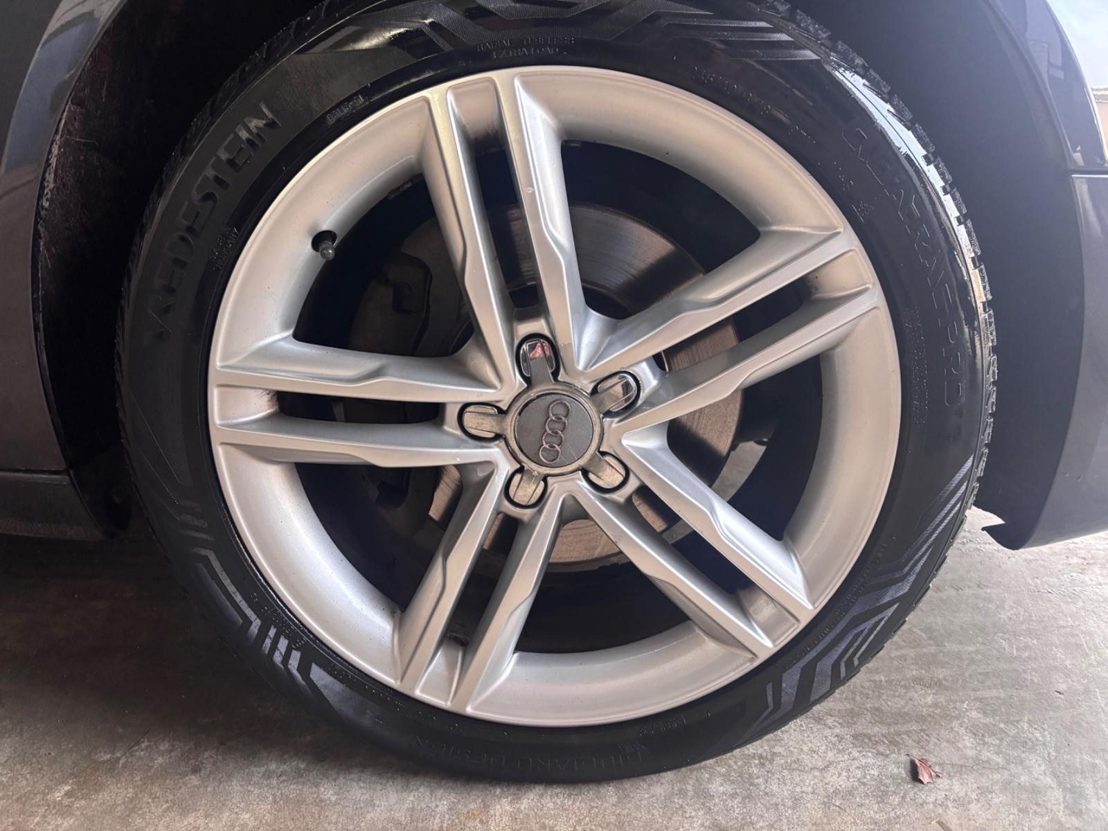 Audi A6 2009 — photo 17