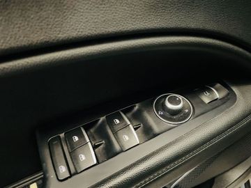 Alfa-Romeo Stelvio - 7