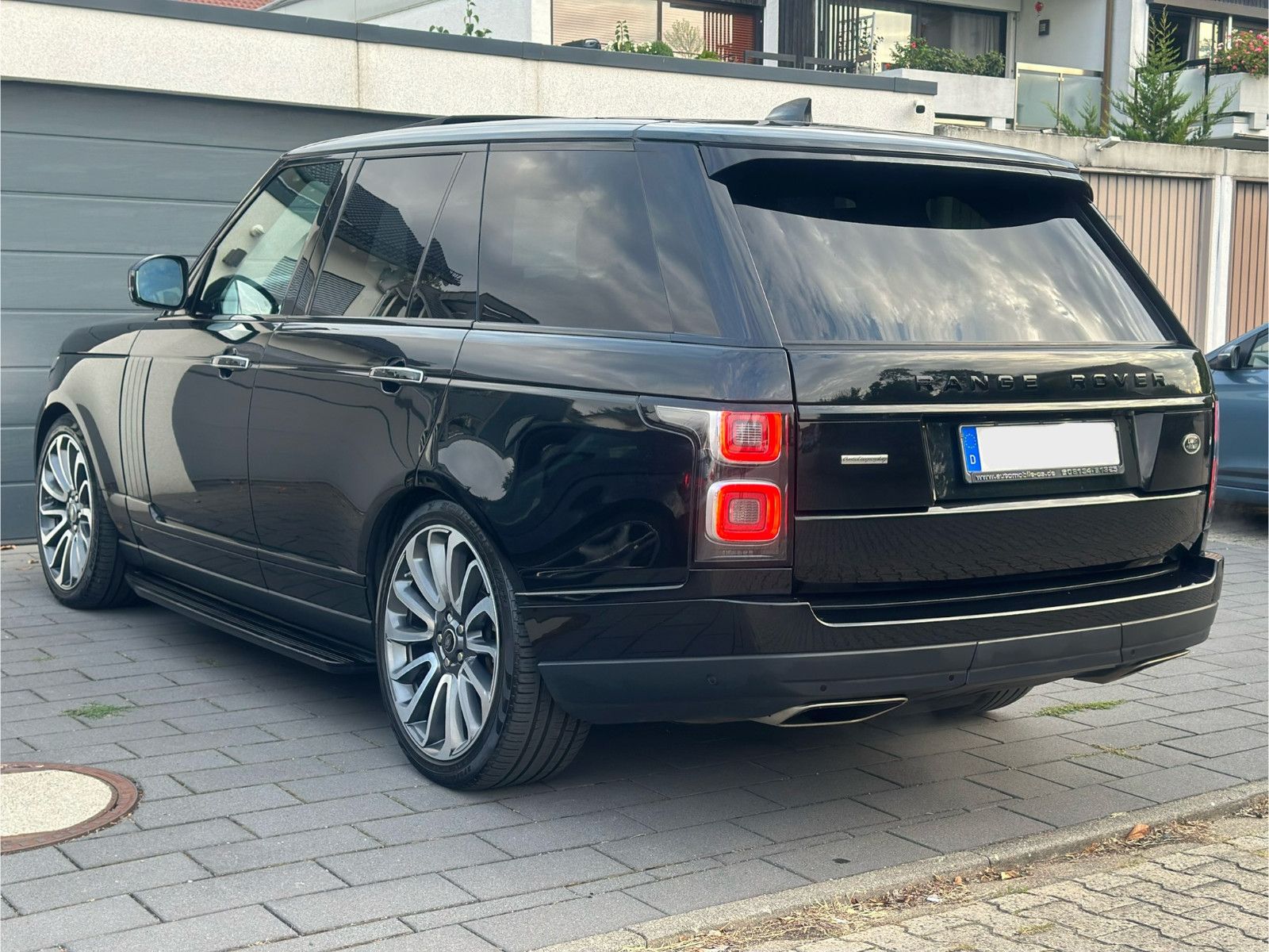 Fahrzeugabbildung Land Rover RANGE ROVER AUTOBIOGRAPHY*VOLL.+1.HAND+GEPFLEGT*