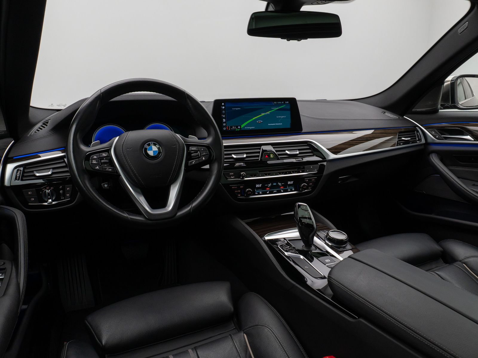 Fahrzeugabbildung BMW 540i xD Luxury Line Panorama Kamera HUD DAB H/K