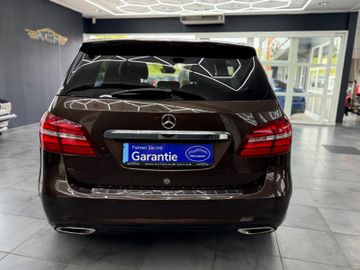 Mercedes B 220 - 4