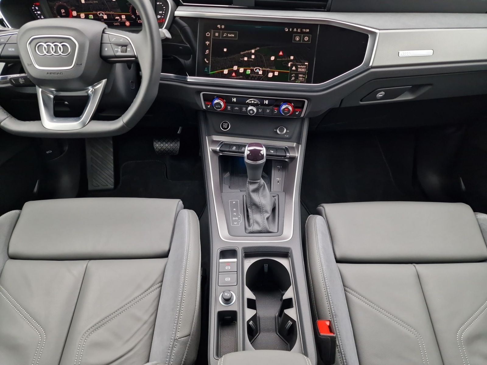 Audi Q3 - Bild 18
