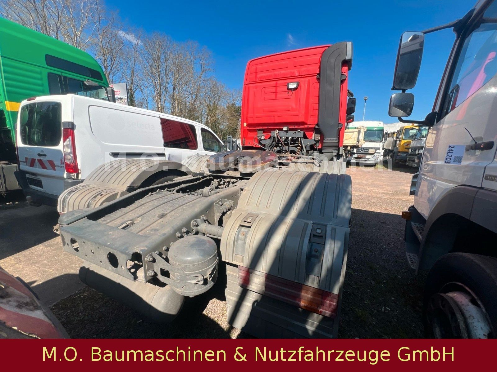 Fahrzeugabbildung Mercedes-Benz Actros 2544 LS / Euro 5 / 6x2 /
