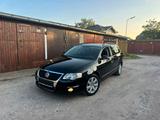 Volkswagen Vw Passat 2.0 TDI Variant Highline Schwarz - Volkswagen Passat aus 2008: TDI
