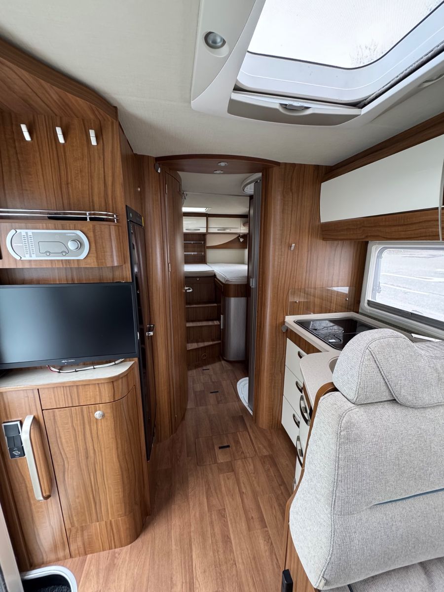 Fahrzeugabbildung HYMER / ERIBA / HYMERCAR Tramp  704 SL **1.Hand**nur 25000 km