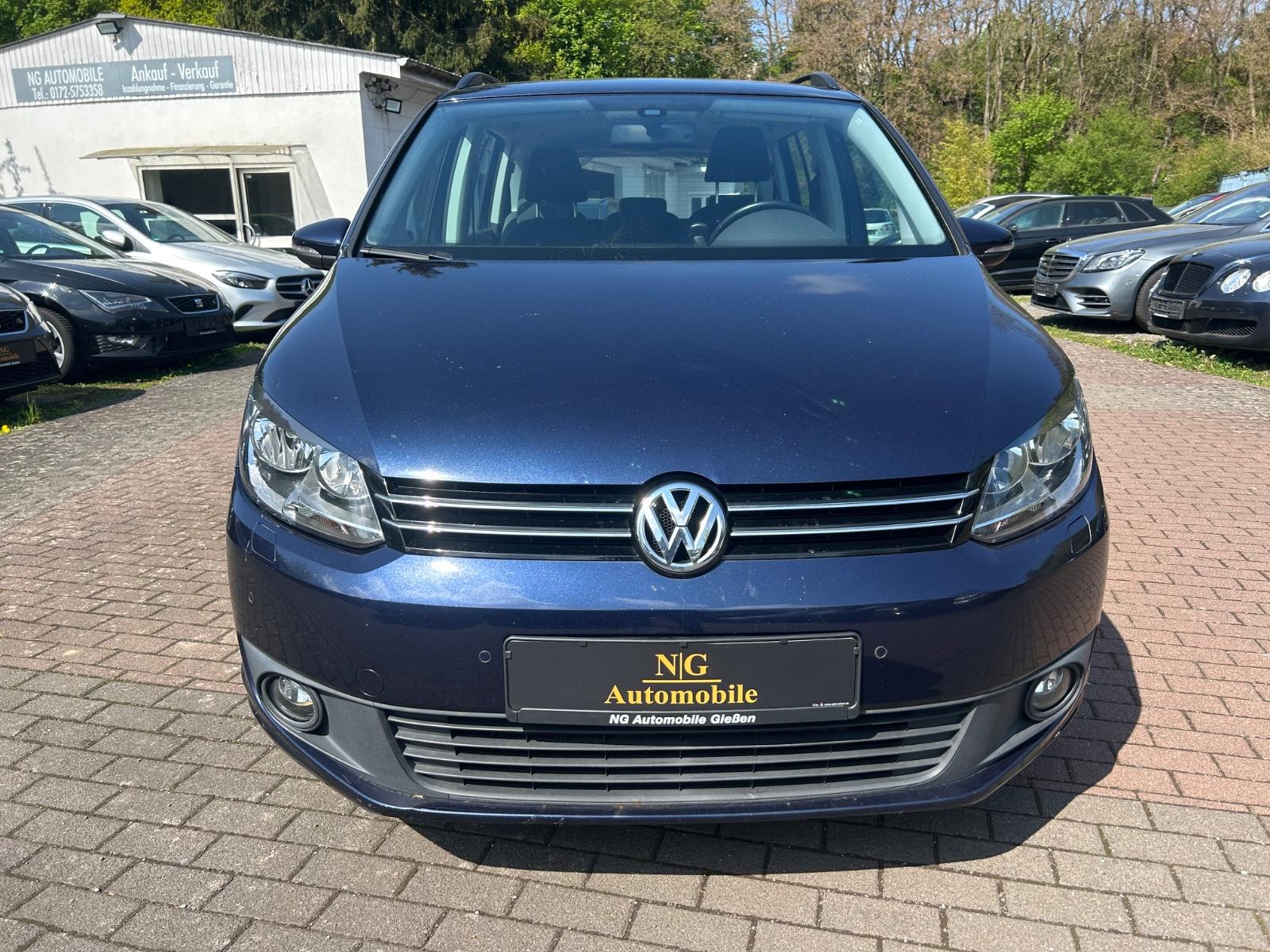 Volkswagen Touran 2015 — photo 8