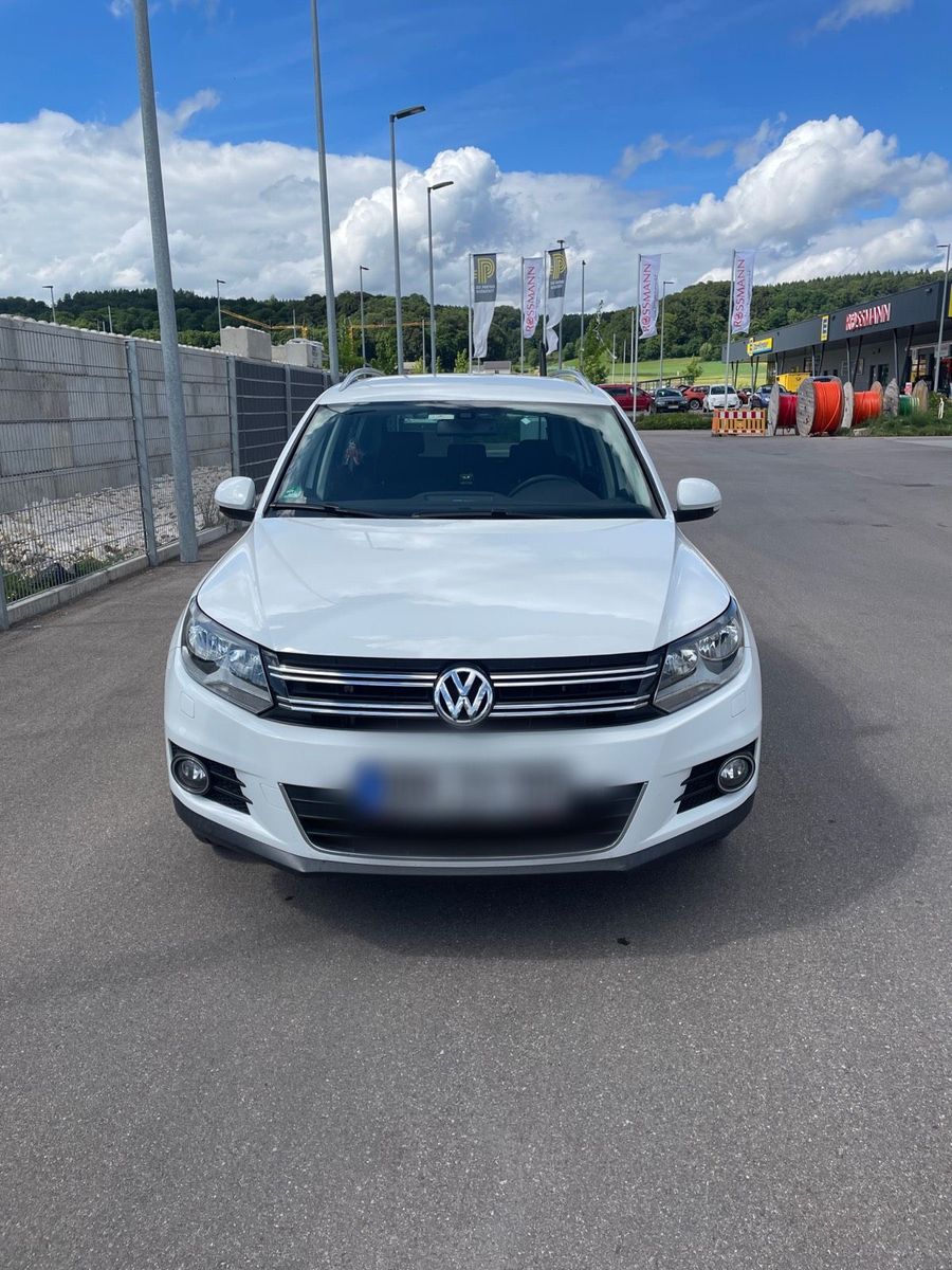 VW Volkswagen Tiguan Sport