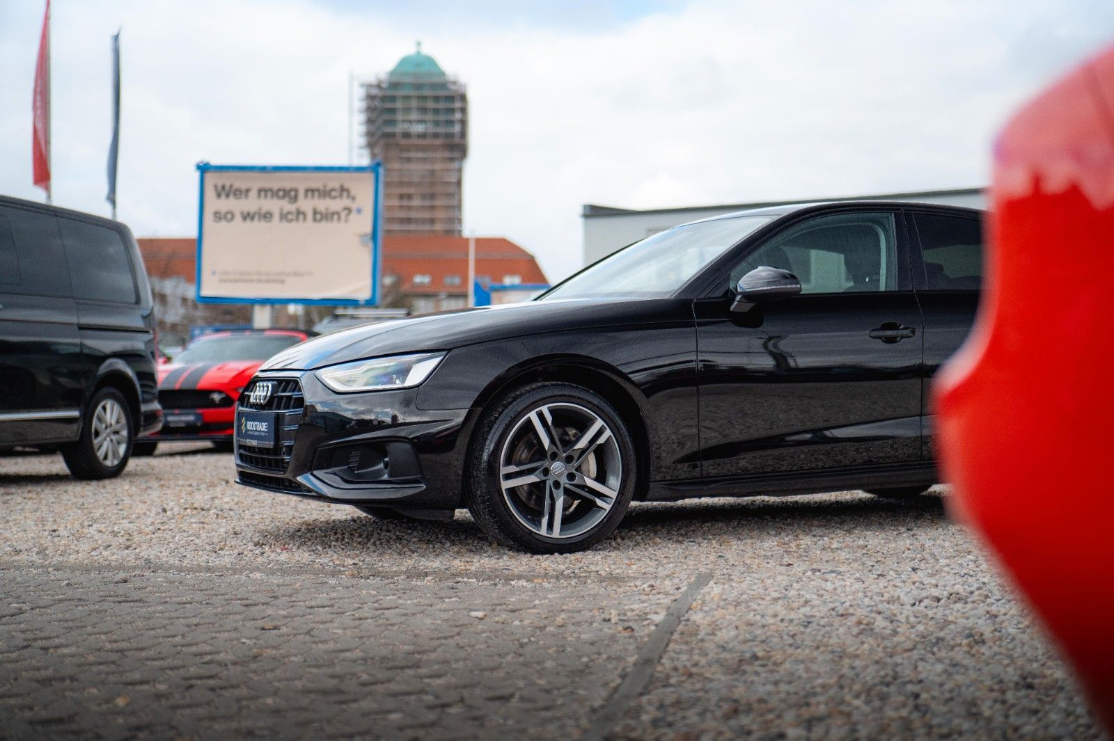 Fahrzeugabbildung Audi A4 Lim. 40 TFSI advanced Sport *DAB*LED*ACC*