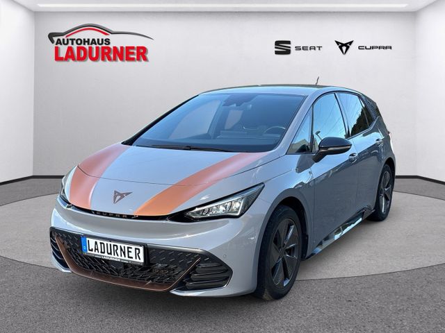 Born 150 kW 60KwH *Navi/ACC/RFK/LED*