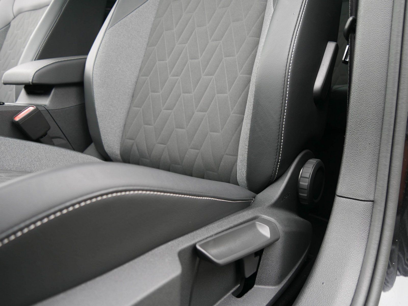 Volkswagen Golf - Bild 16