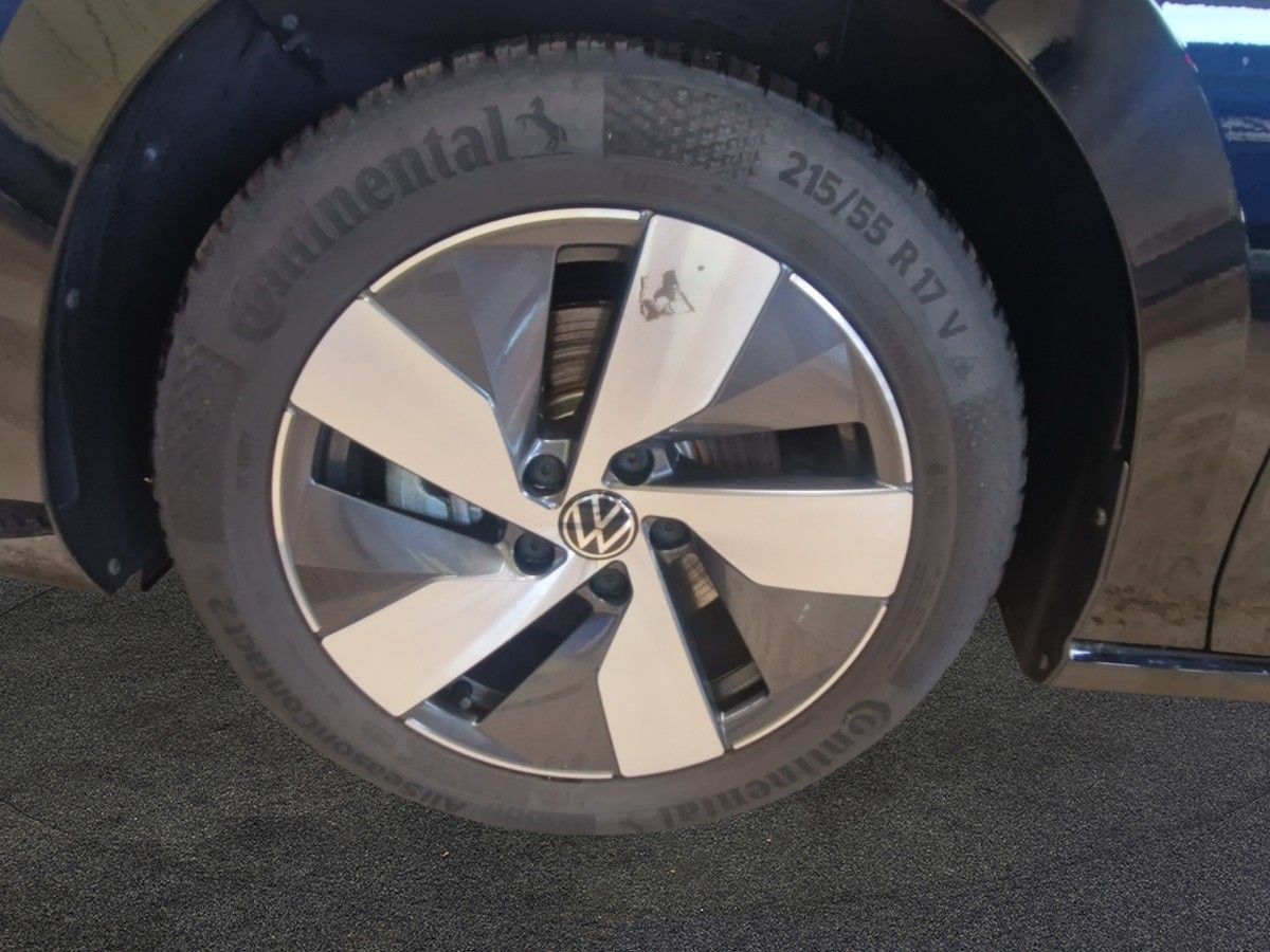 Volkswagen Passat Variant - Bild 10