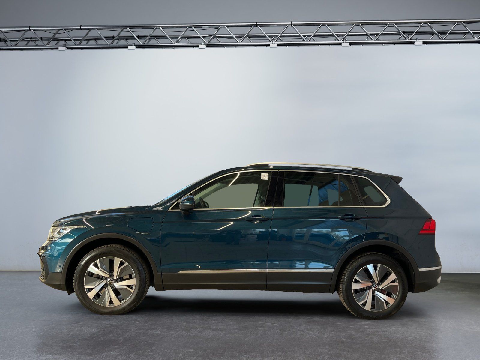 Volkswagen Tiguan Elegance 1.4TSI Hybrid DSG 360°Kam. MATRI foto 3