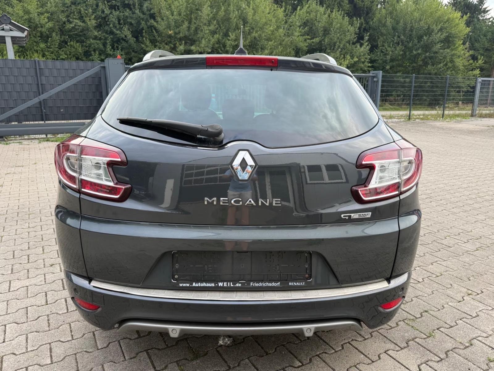 Renault Megane 2011 — photo 6