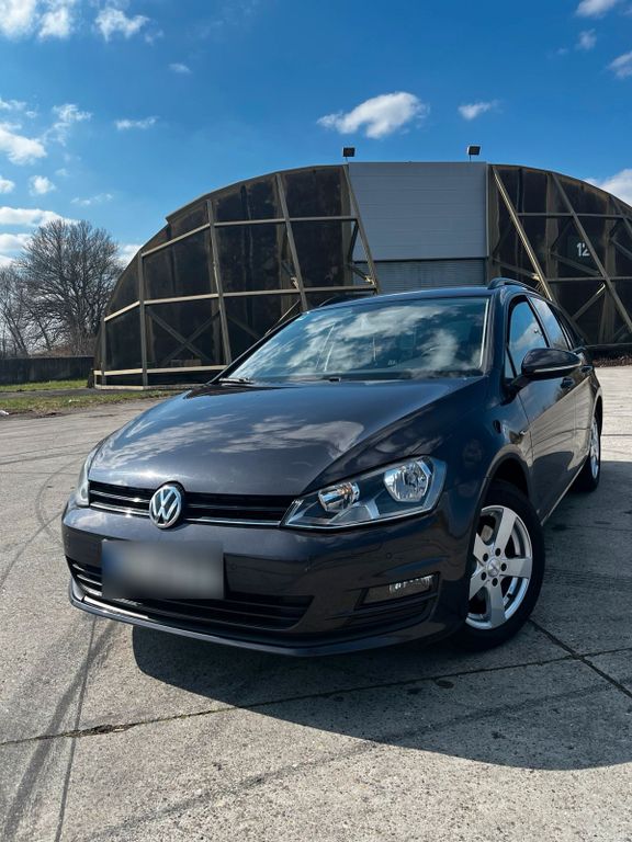 Image of Volkswagen Golf