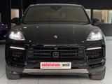 Porsche Cayenne S *COUPÉ*PANO*H-UP*ACC*18WEG*S-AGA*21"* - Porsche Cayenne: Sportwagen