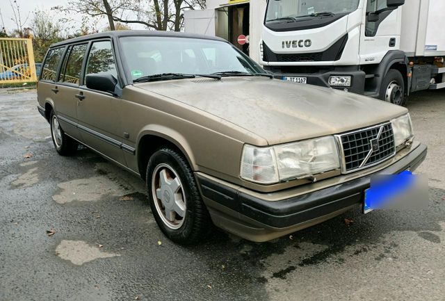 Volvo 940 gl, Automatikgetriebe, Benzin.