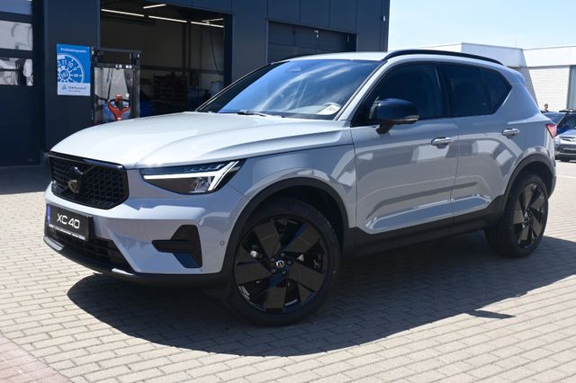 Volvo XC40 B3 DKG Plus Black Edition*STDHZG*360°*ACC*