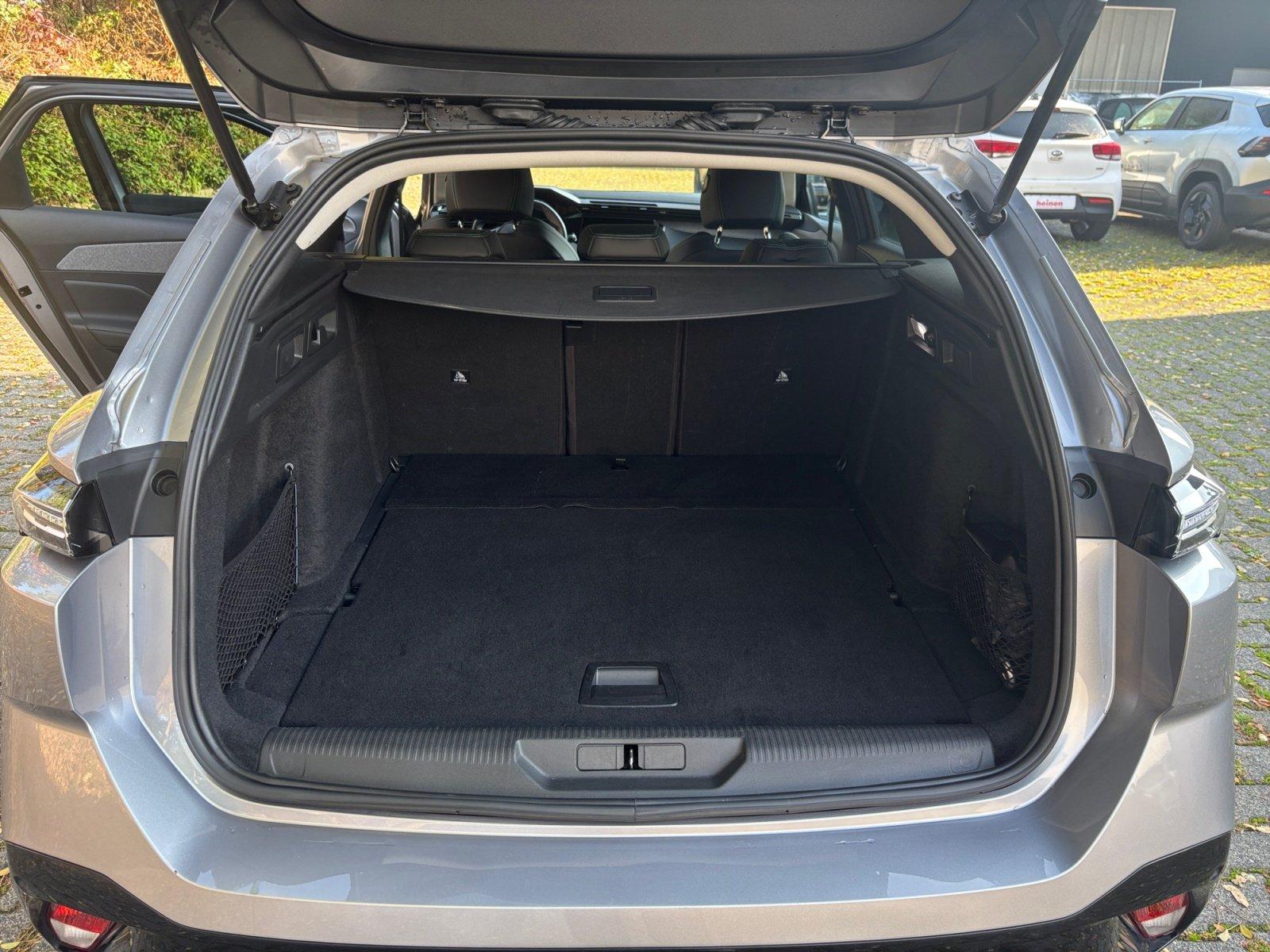 Peugeot 308 SW 1.2 PureTech 130 Allure Autom ACC+LED+Nav