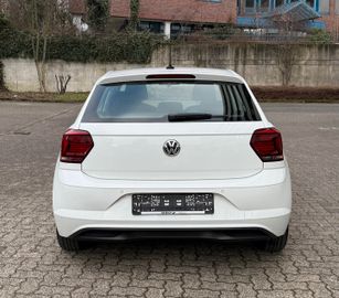 Volkswagen Polo - 9
