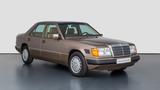 Mercedes-Benz E 300 D TURBO