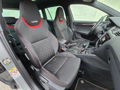 SKODA Octavia Combi RS 2.0TDI 184PS LED Navi DAB