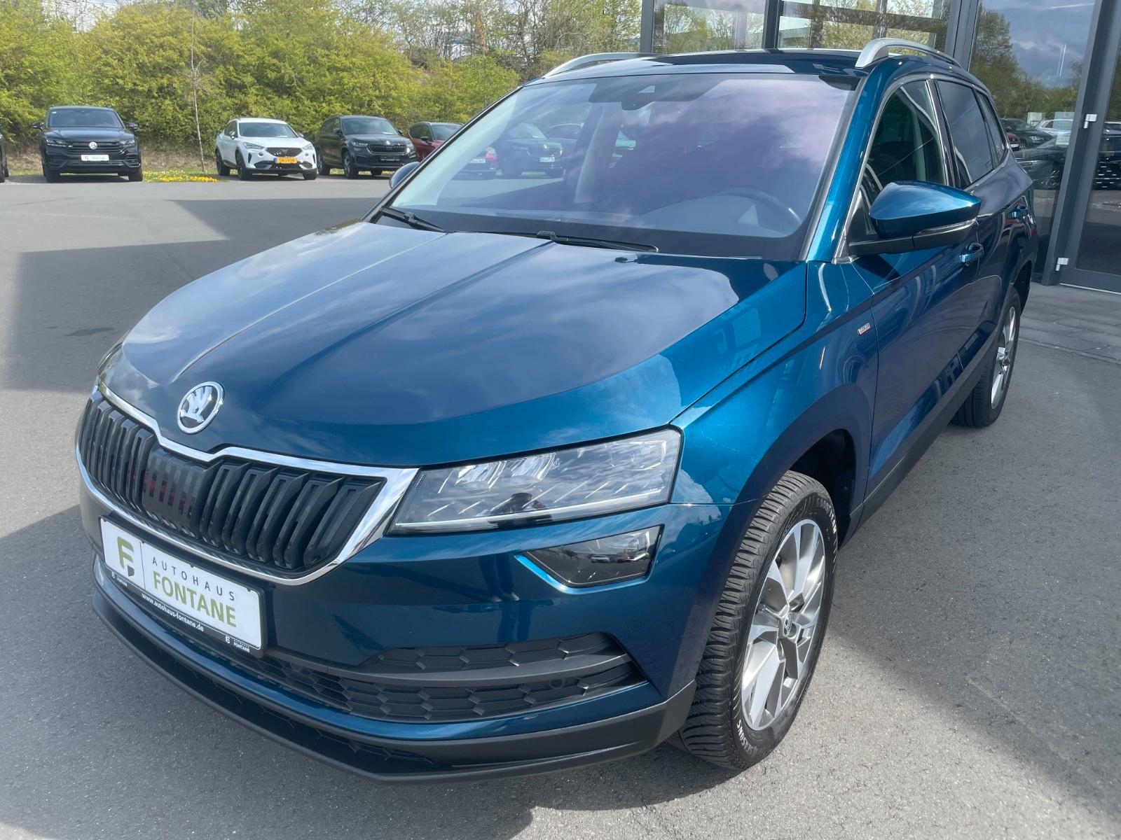 Skoda Karoq 1,5TSi DSG Clever AHK Kamera Keyless Sitz