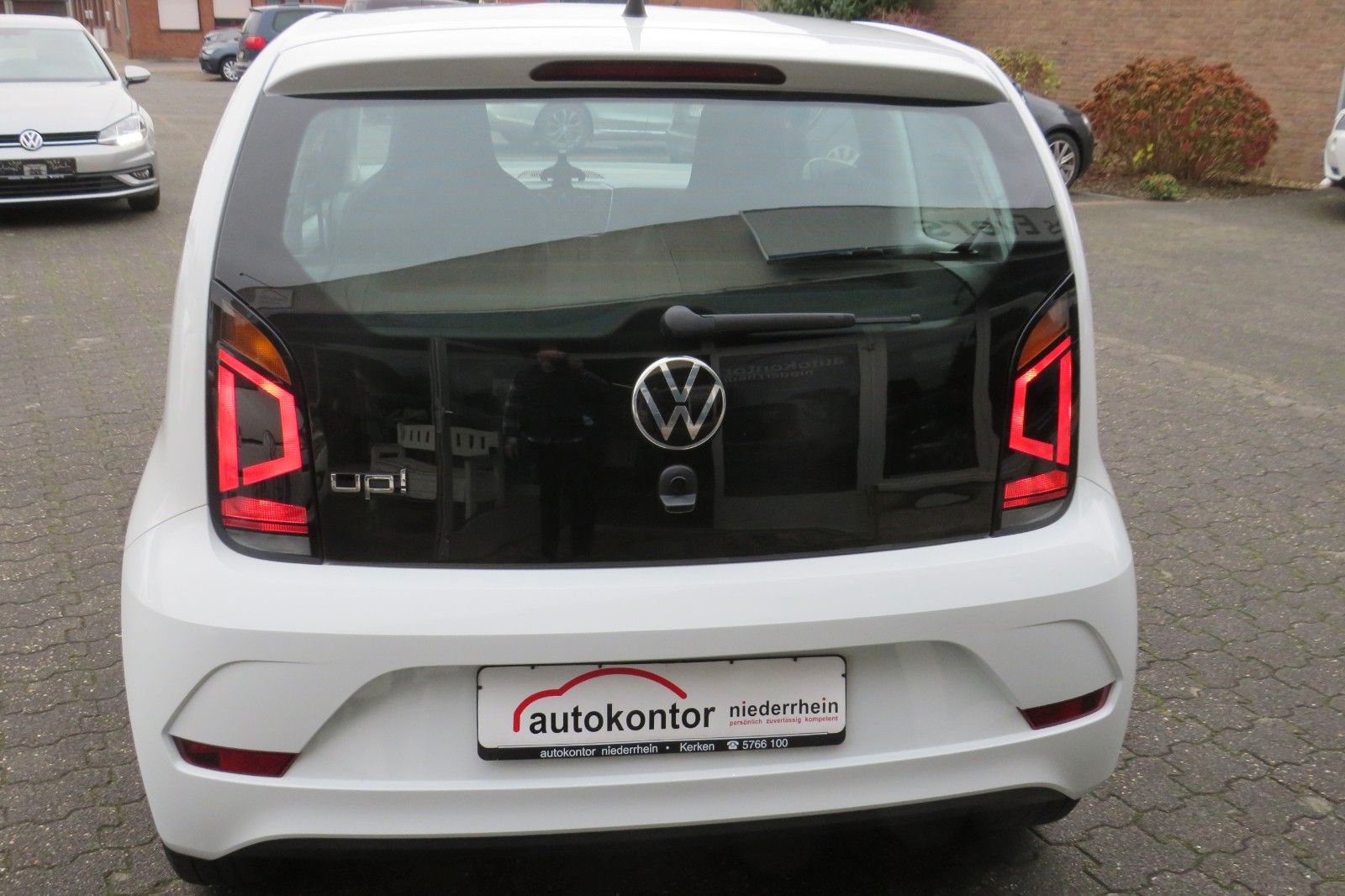 Fahrzeugabbildung Volkswagen up! KLIMA TELVOR MAPS&MORE TELVOR. 1.HD