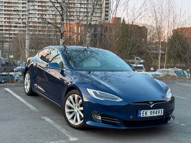 Tesla Model S 100D, Free Supercharging SC01, AP2.5