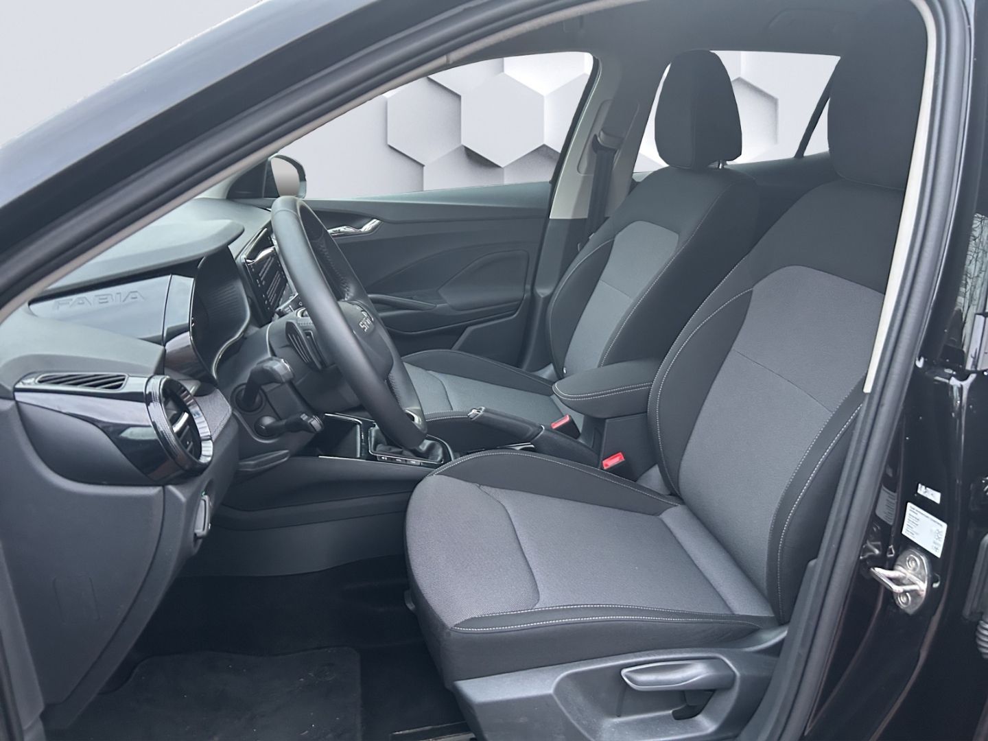 Fabia Lim. Selection 1.0TSI DSG 85kW LED GJR PDC