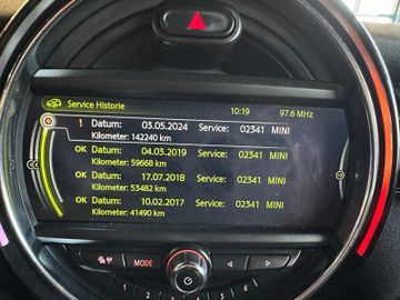 MINI COOPER D 5-trg. *2. Hand*Klima*SHZ*Navi*PDC*BT*