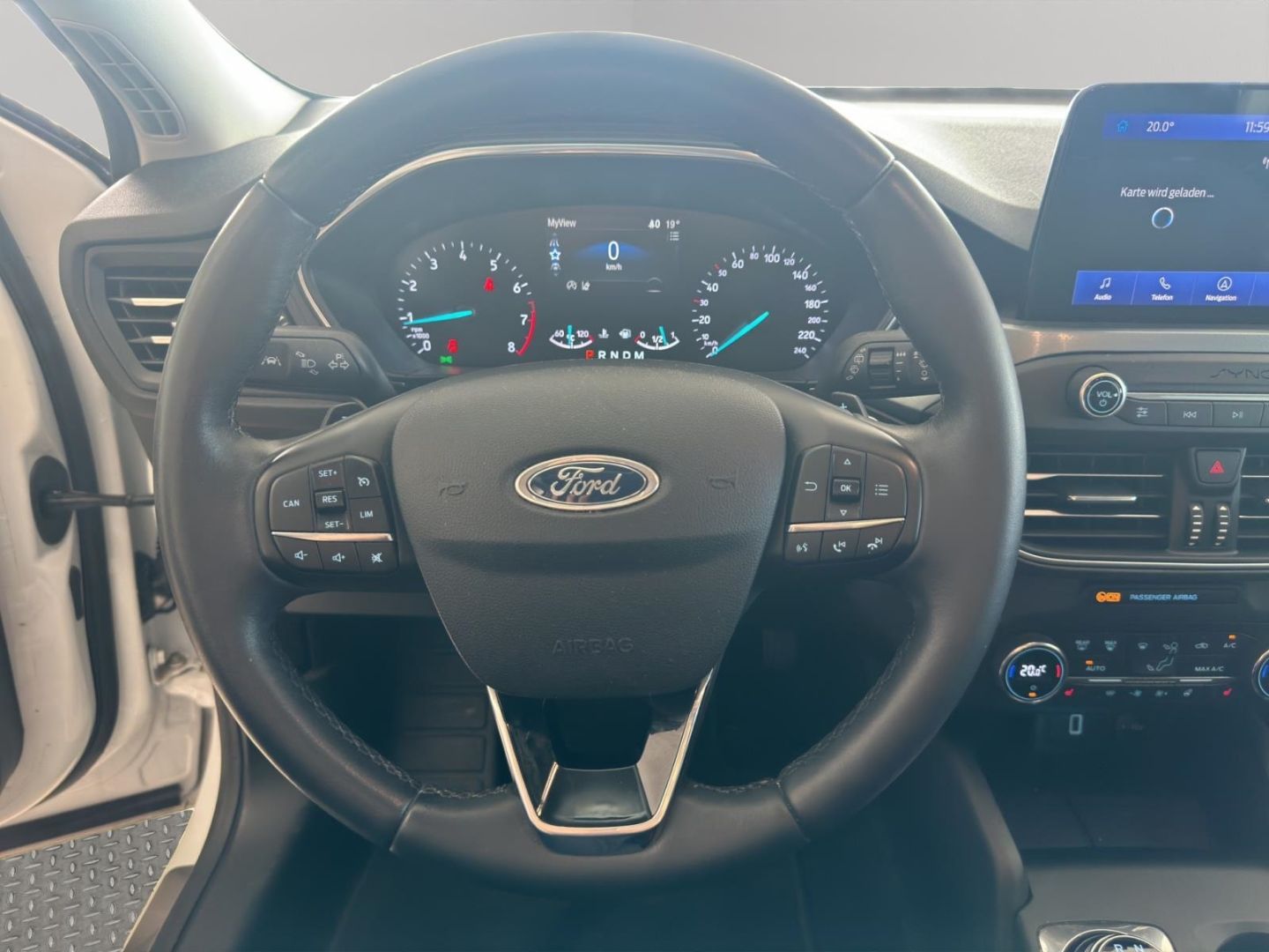 Fahrzeugabbildung Ford Focus Active, AUTOMATIK, WINTERPAKET