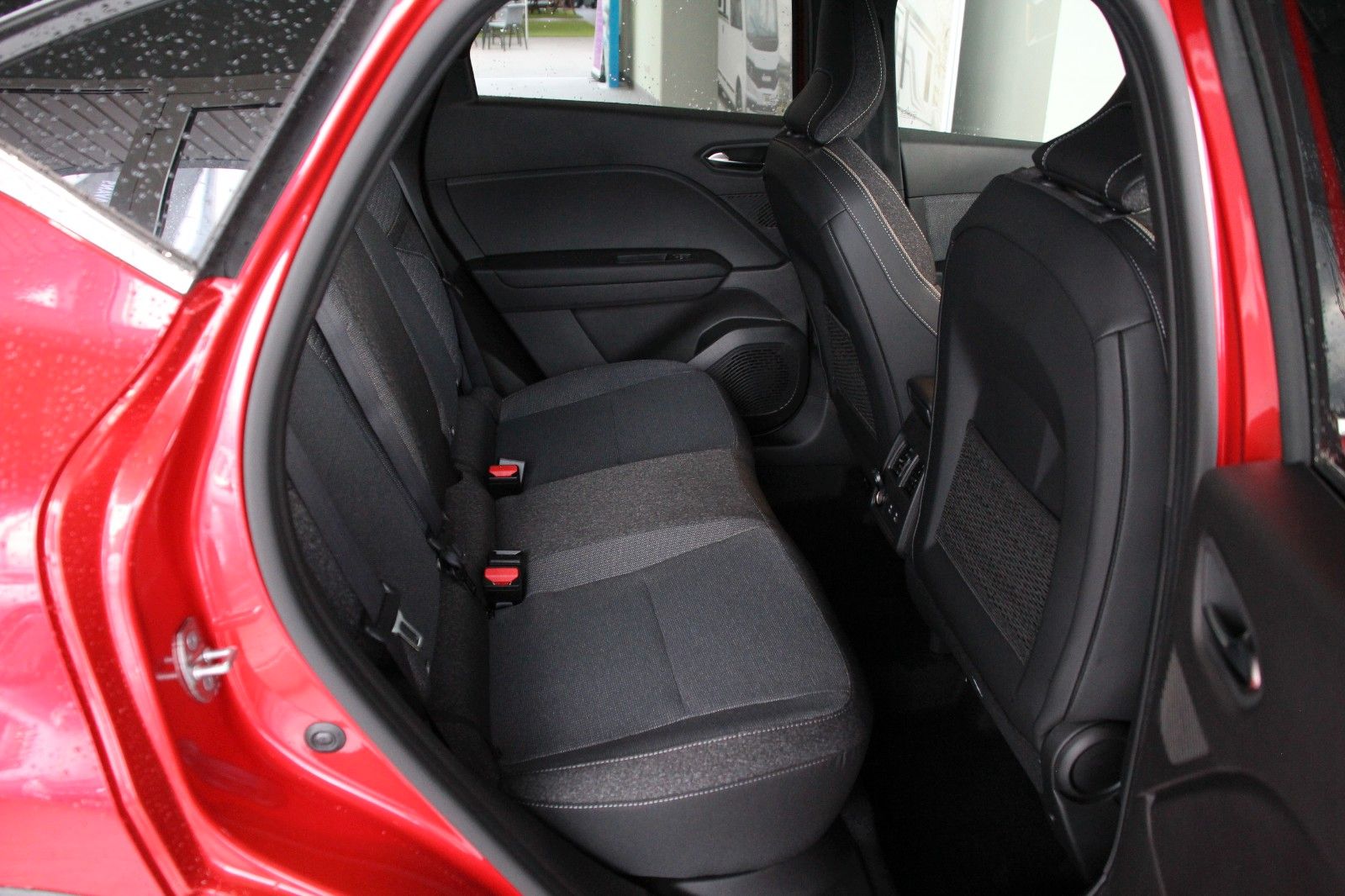Fahrzeugabbildung Mitsubishi ASX 1.3 T-Benziner Intro Edition DCT