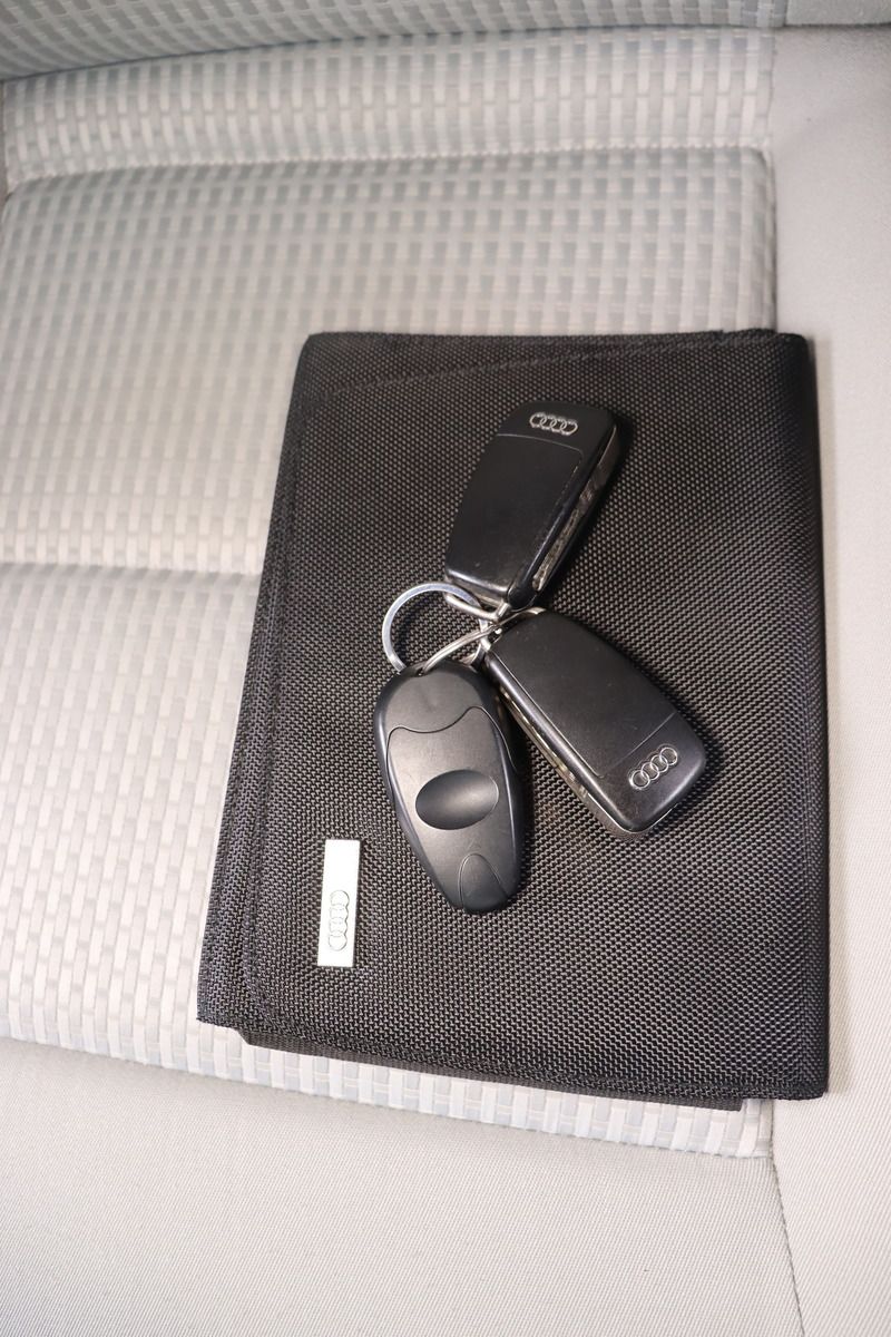 Fahrzeugabbildung Audi Q3 2.0 TFSI S tronic quattro * Standhzg. *