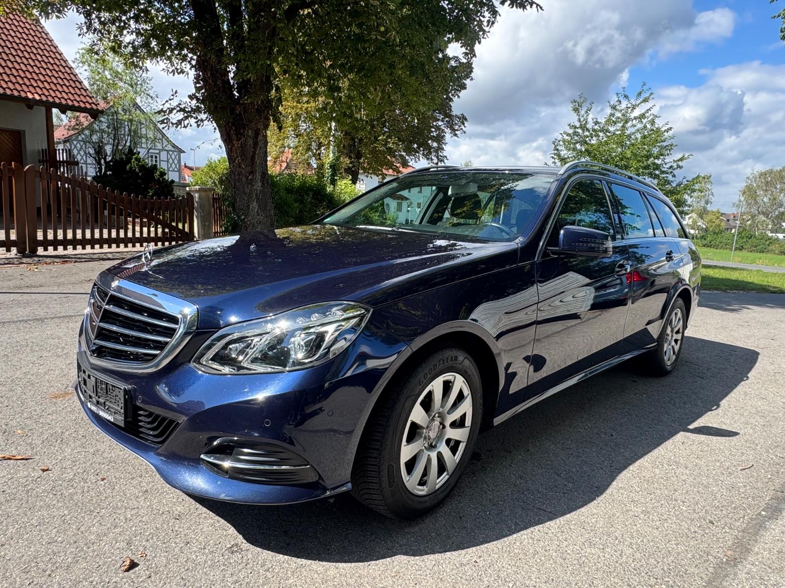 Mercedes-Benz E 220 CDI T BlueEFFICIENCY LED NAVI