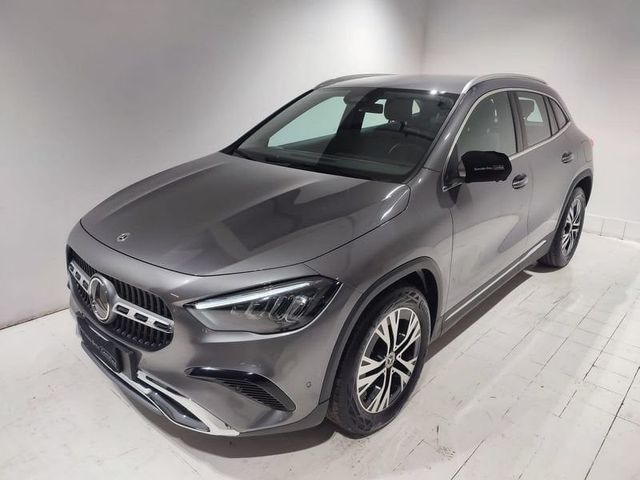 Autres Mercedes-Benz GLA GLA 180 d Automatic Progressiv