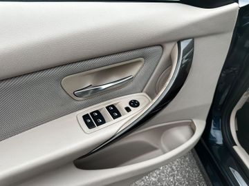 BMW 320 - 11