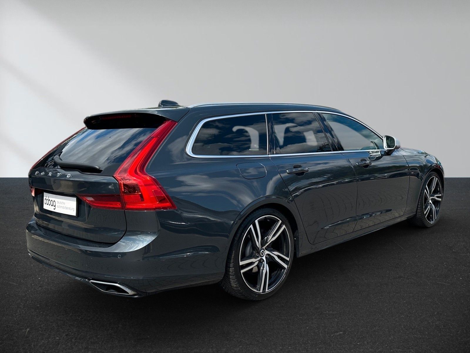 Volvo V90 Kombi R Design – Bild 4