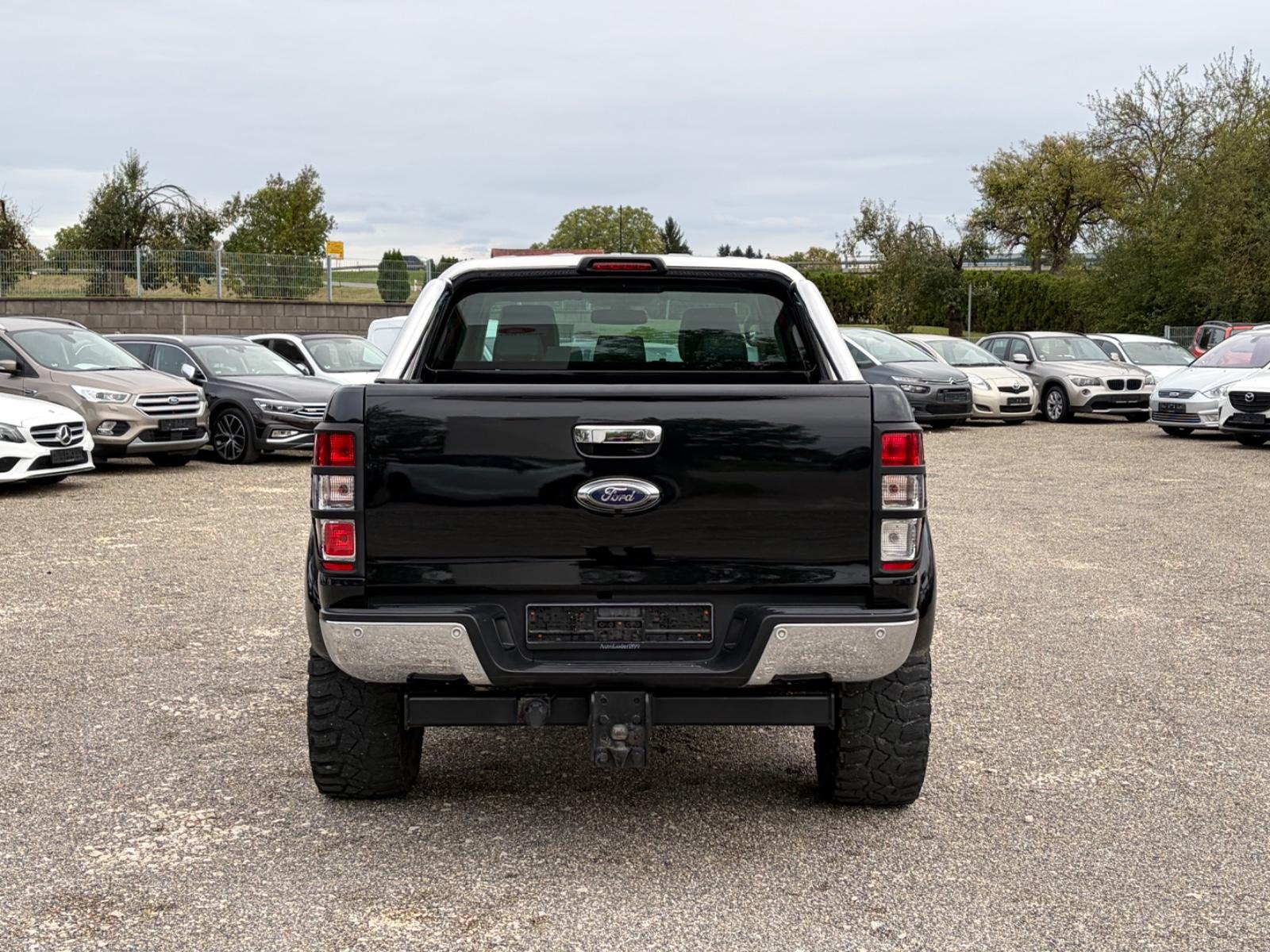 Ford Ranger Limited Double Cab 3.2 TDCi 5 cyl. 200 ch BVM 4x4 / 125 217 km / Cuir / GPS / Caméra / Attelage 3,35 t