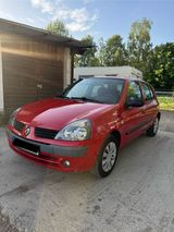 Renault Clio II - Renault Clio aus 2004