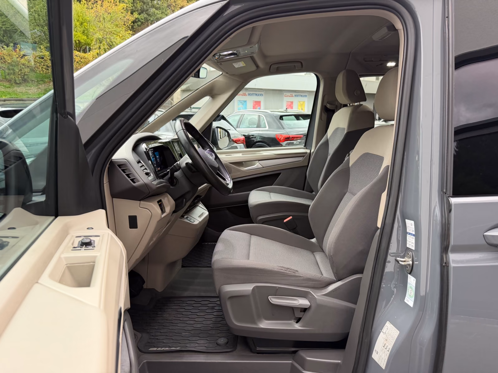 Volkswagen T7 Multivan 2.0 TDI 7-Sitzer
