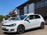 Volkswagen Golf VII Lim. 1.2 Lounge BMT - Volkswagen Golf: Standheizung