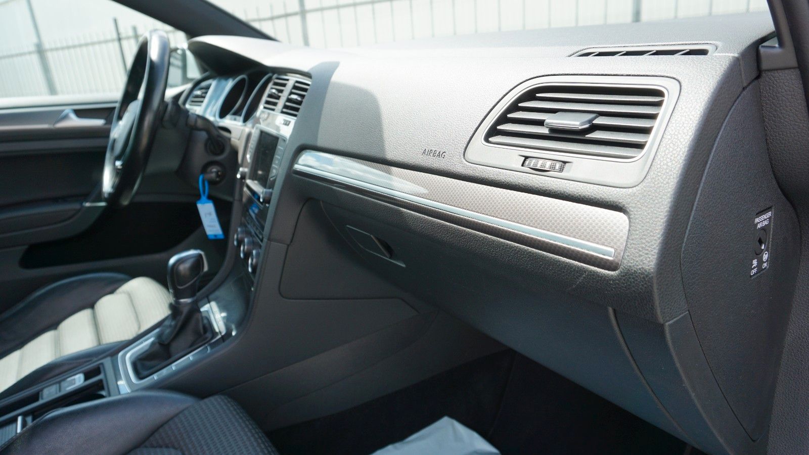 Fahrzeugabbildung Volkswagen Golf VII Alltrack, Variant, BMT, 4M,T.Leder,Navi