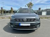 Volkswagen VW Tiguan Allspace 190PS 4Motion DSG 7-Sitzer TÜ - VW Tiguan Allspace von privat